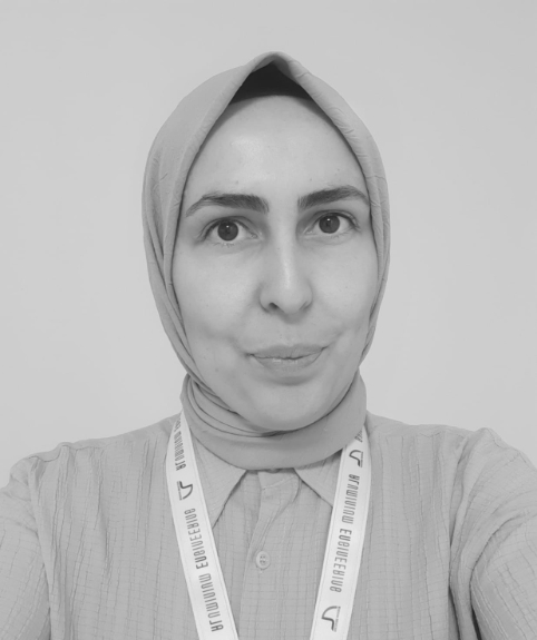 Özlem Kalkan  - Muhasebe ve Satın Alma